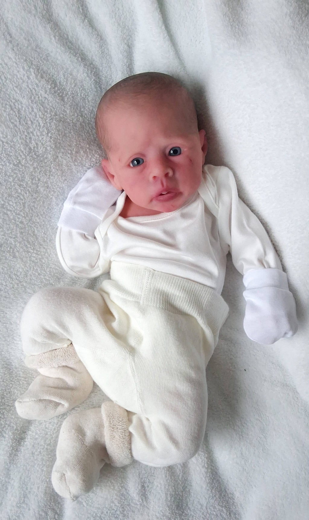 Silikon-Skulptur Vollkörper Baby "Miguelle"