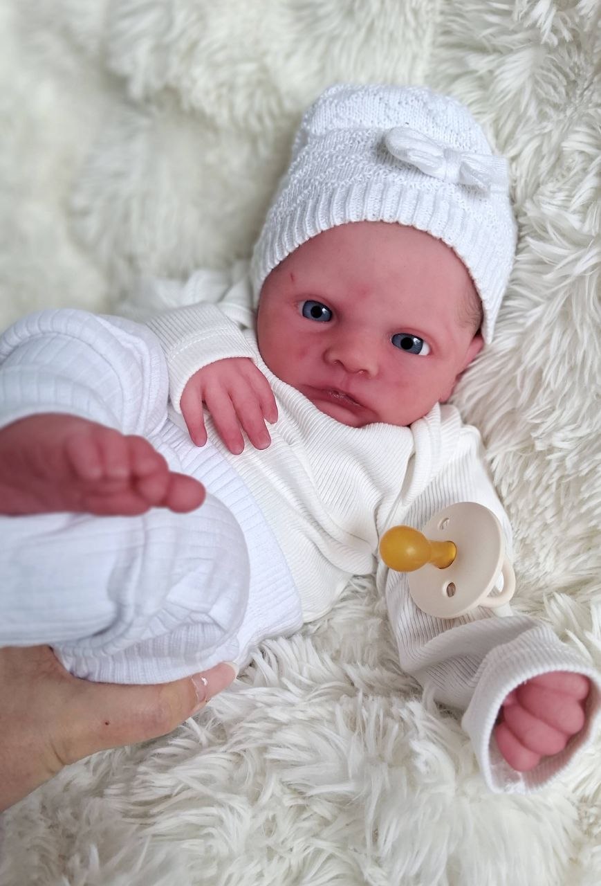 Silikon-Skulptur Cuddle Baby "Hannerl"