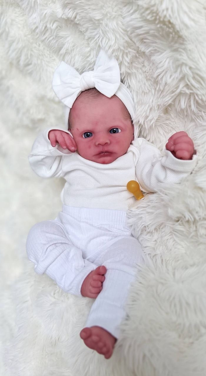 Silikon-Skulptur Cuddle Baby "Hannerl"
