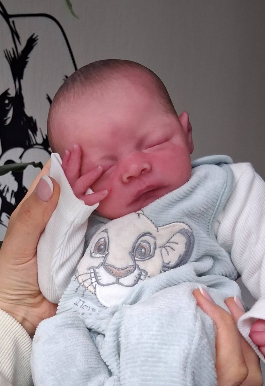 Silikon-Skulptur Cuddle Baby "Toni"