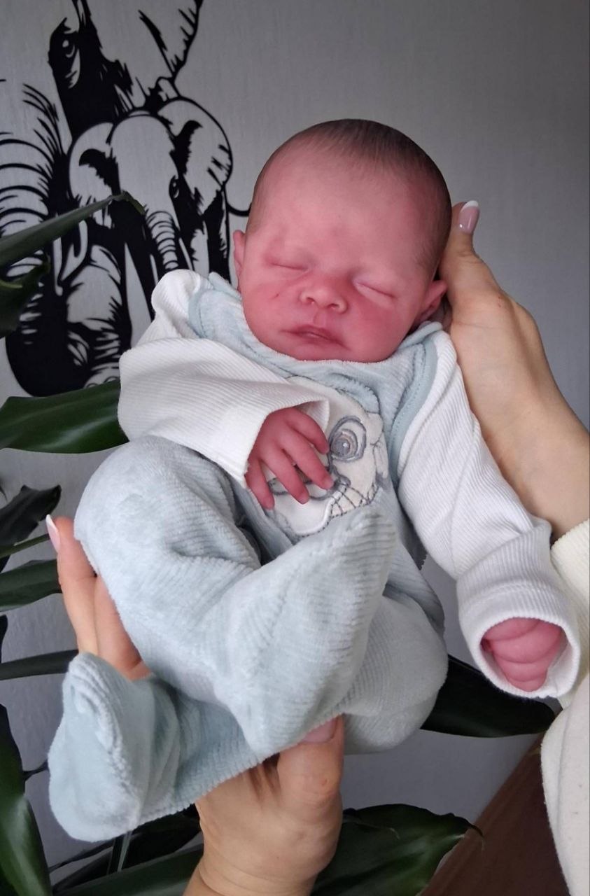 Silikon-Skulptur Cuddle Baby "Toni"