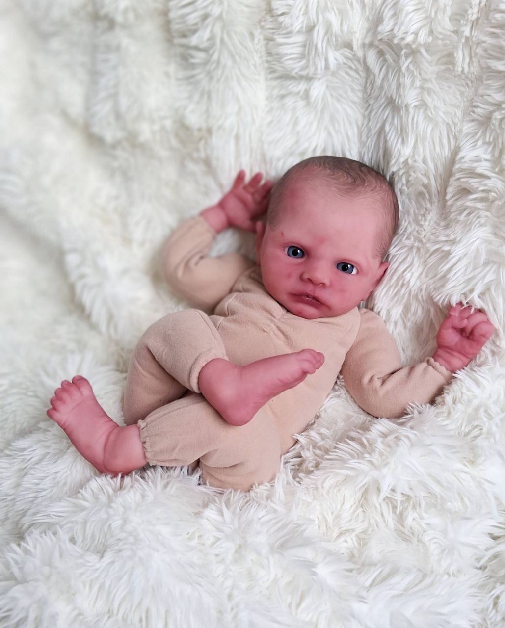 Silikon-Skulptur Cuddle Baby "Hannerl"