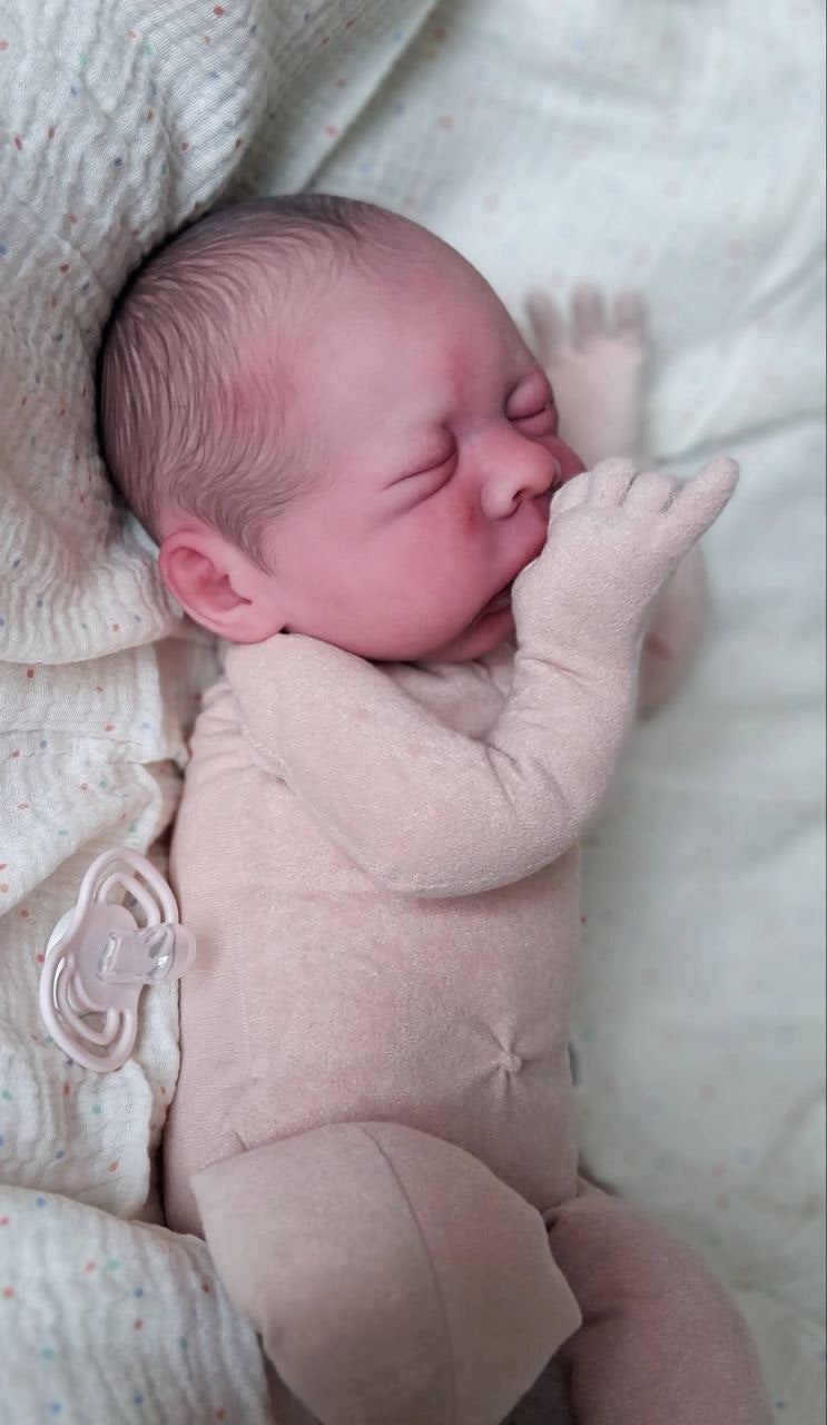 Silikon-Skulptur Vollcuddle Baby "Chelsy"