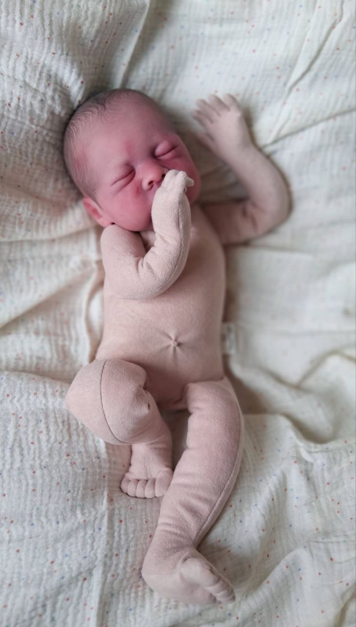 Silikon-Skulptur Vollcuddle Baby "Chelsy"