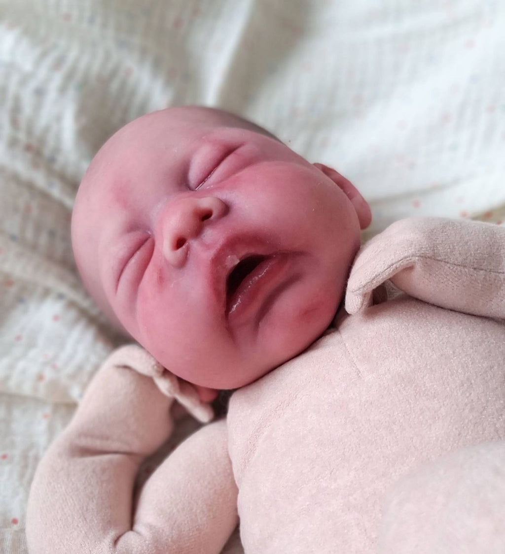 Silikon-Skulptur Vollcuddle Baby "Chelsy"