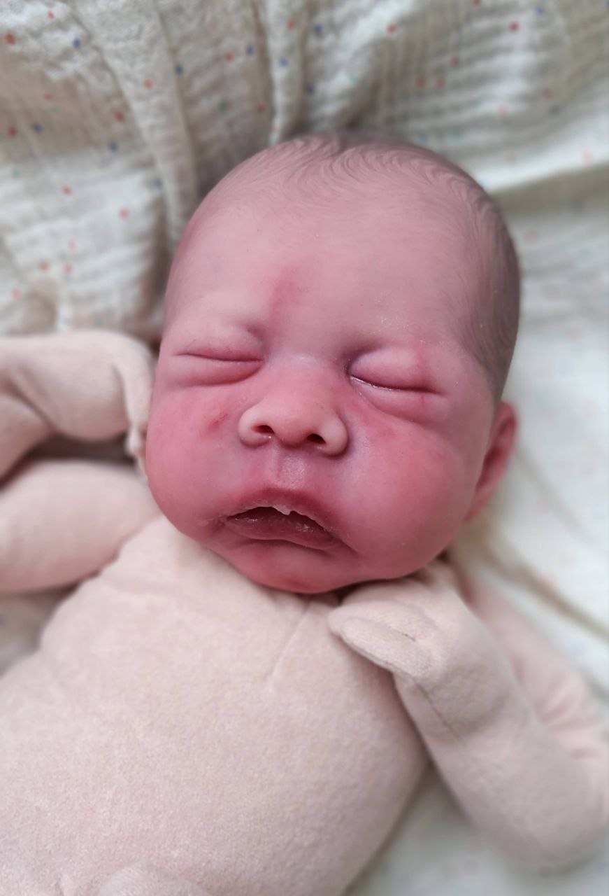 Silikon-Skulptur Vollcuddle Baby "Chelsy"