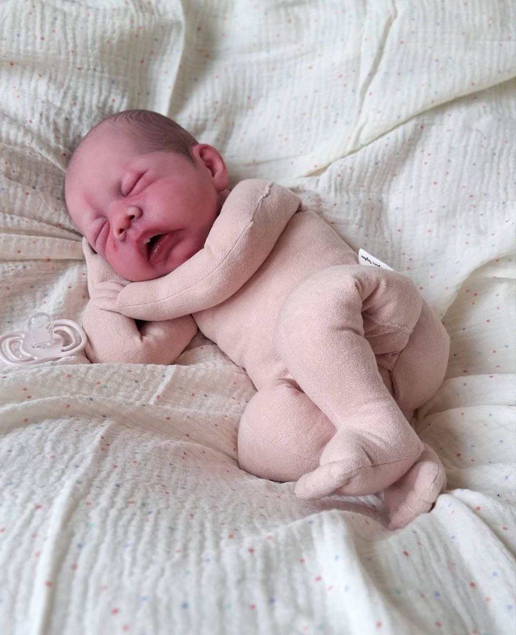 Silikon-Skulptur Vollcuddle Baby "Chelsy"