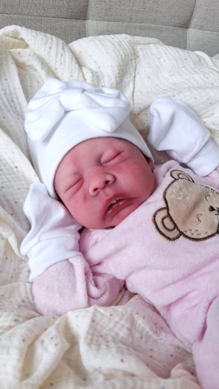 Silikon-Skulptur Vollcuddle Baby "Chelsy"