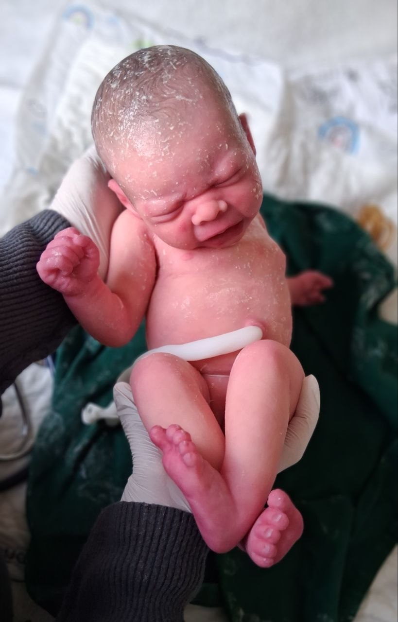 Silikon-Skulptur Vollkörper Baby "Eyda"