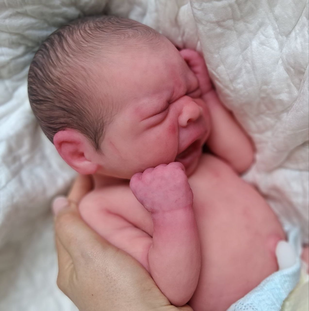 Silikon-Skulptur Vollkörper Baby "Eyda"