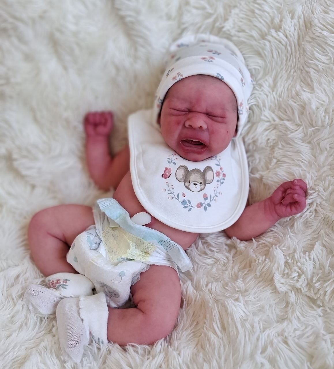 Silikon-Skulptur Vollkörper Baby "Eyda"