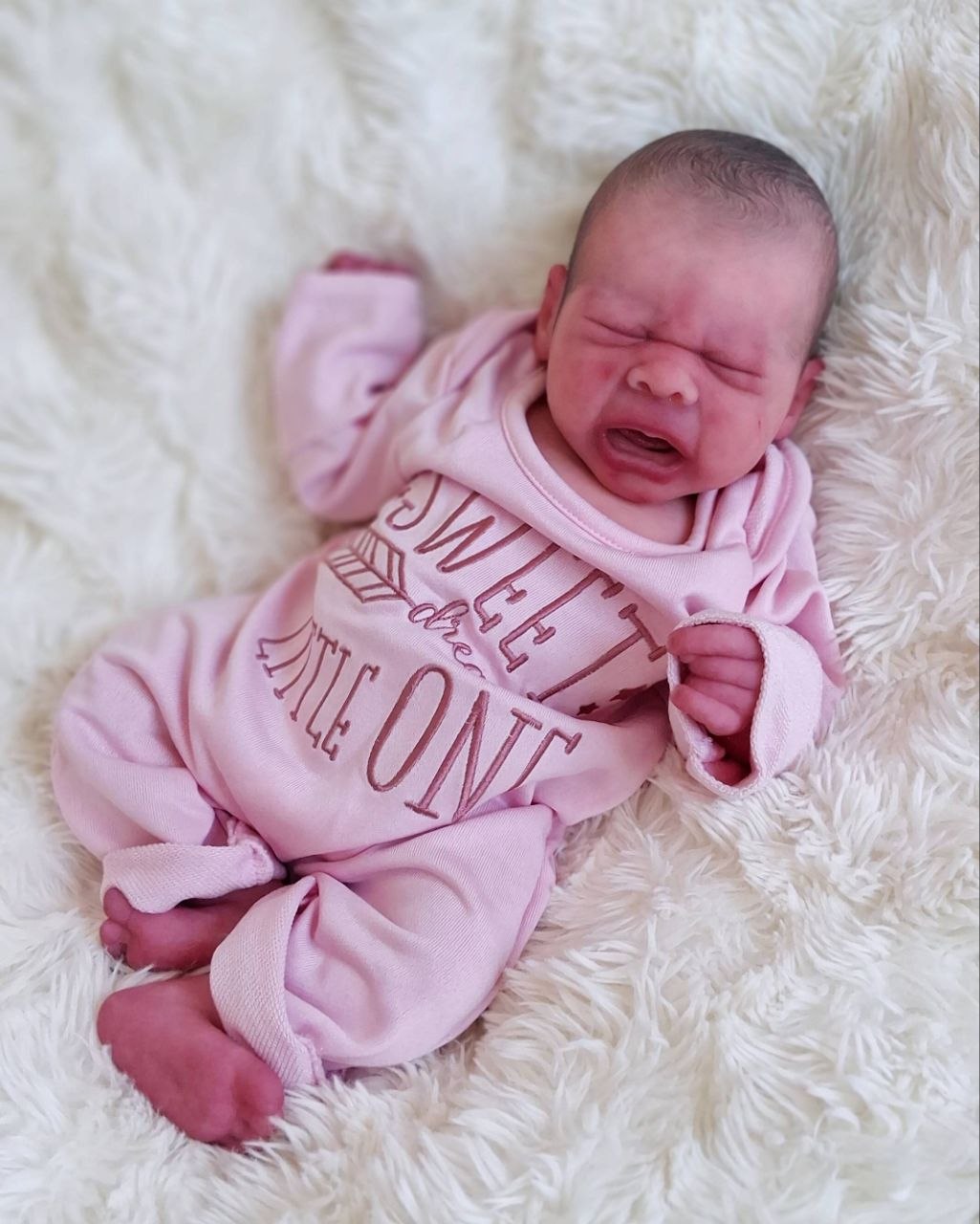 Silikon-Skulptur Vollkörper Baby "Eyda"