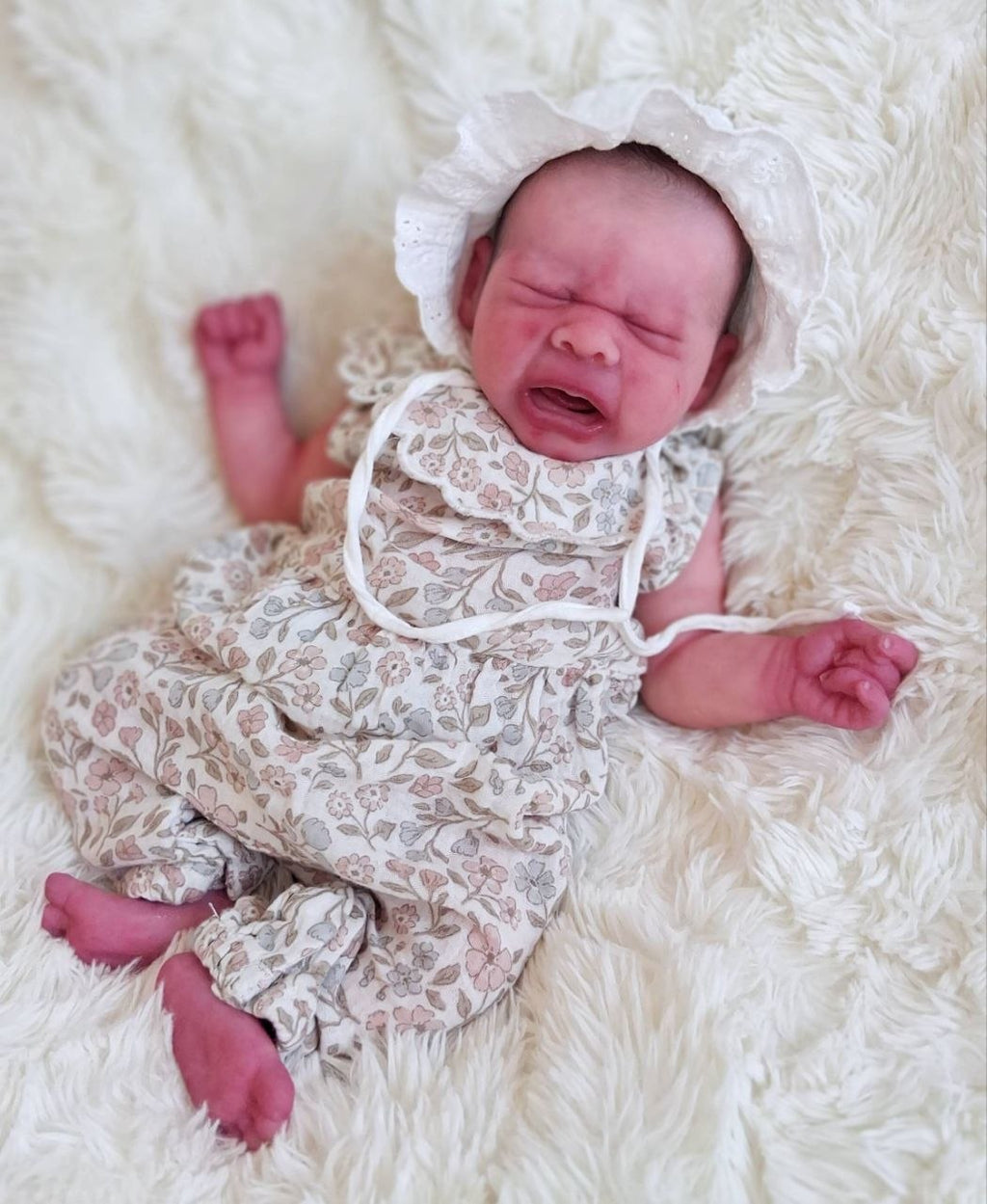 Silikon-Skulptur Vollkörper Baby "Eyda"