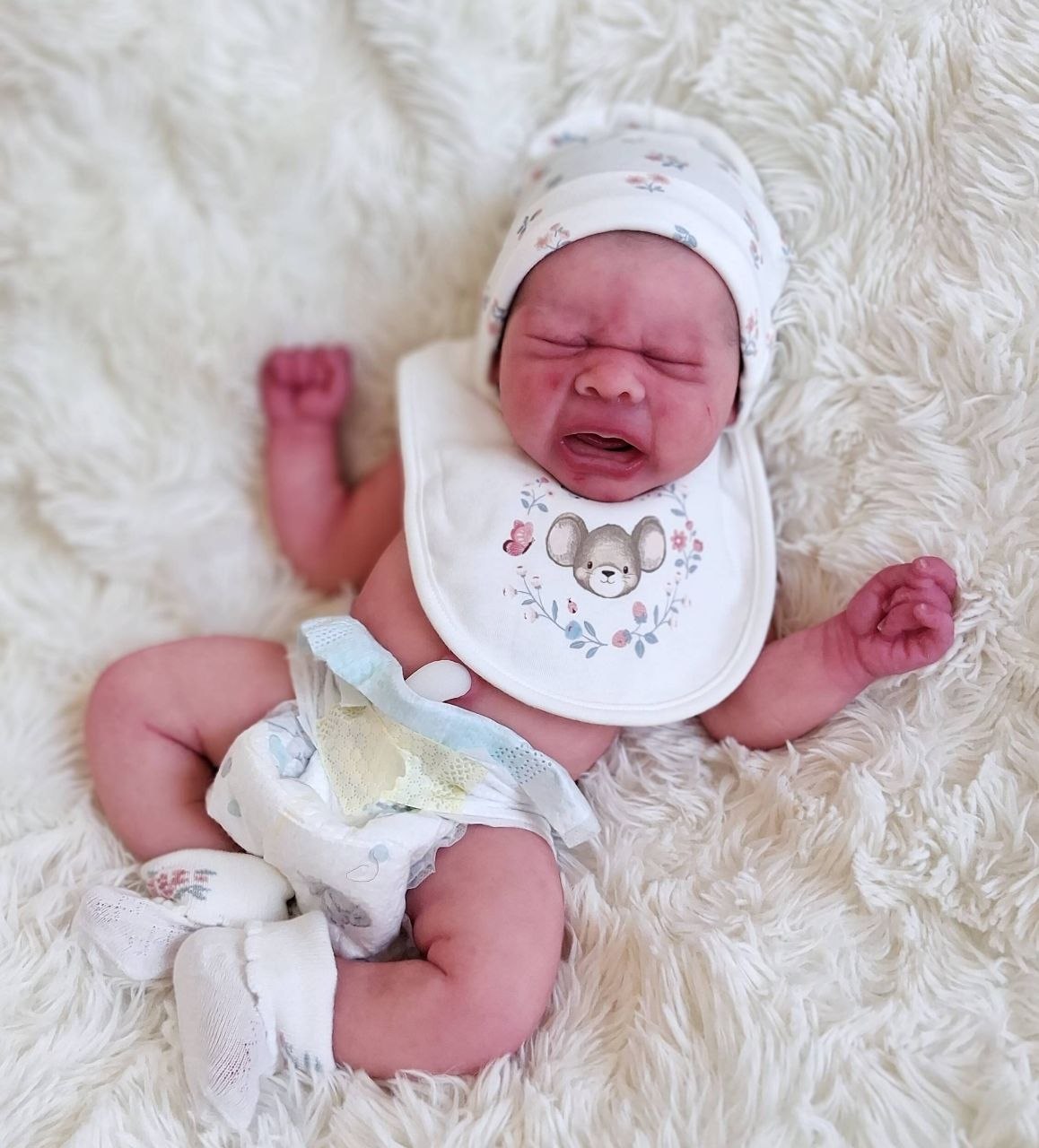 Silikon-Skulptur Vollkörper Baby "Eyda"