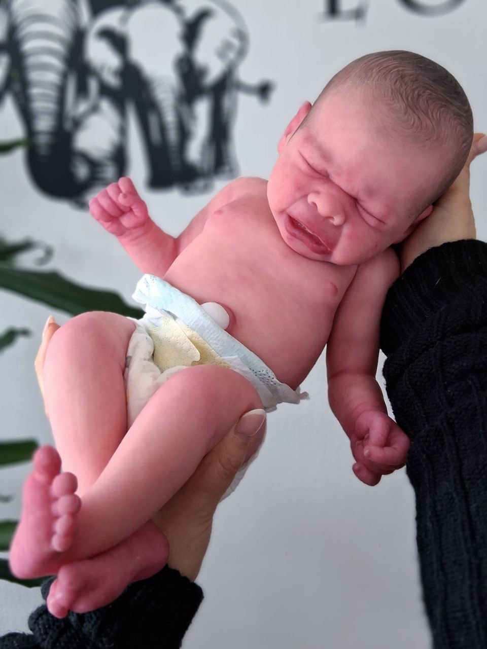 Silikon-Skulptur Vollkörper Baby "Eyda"