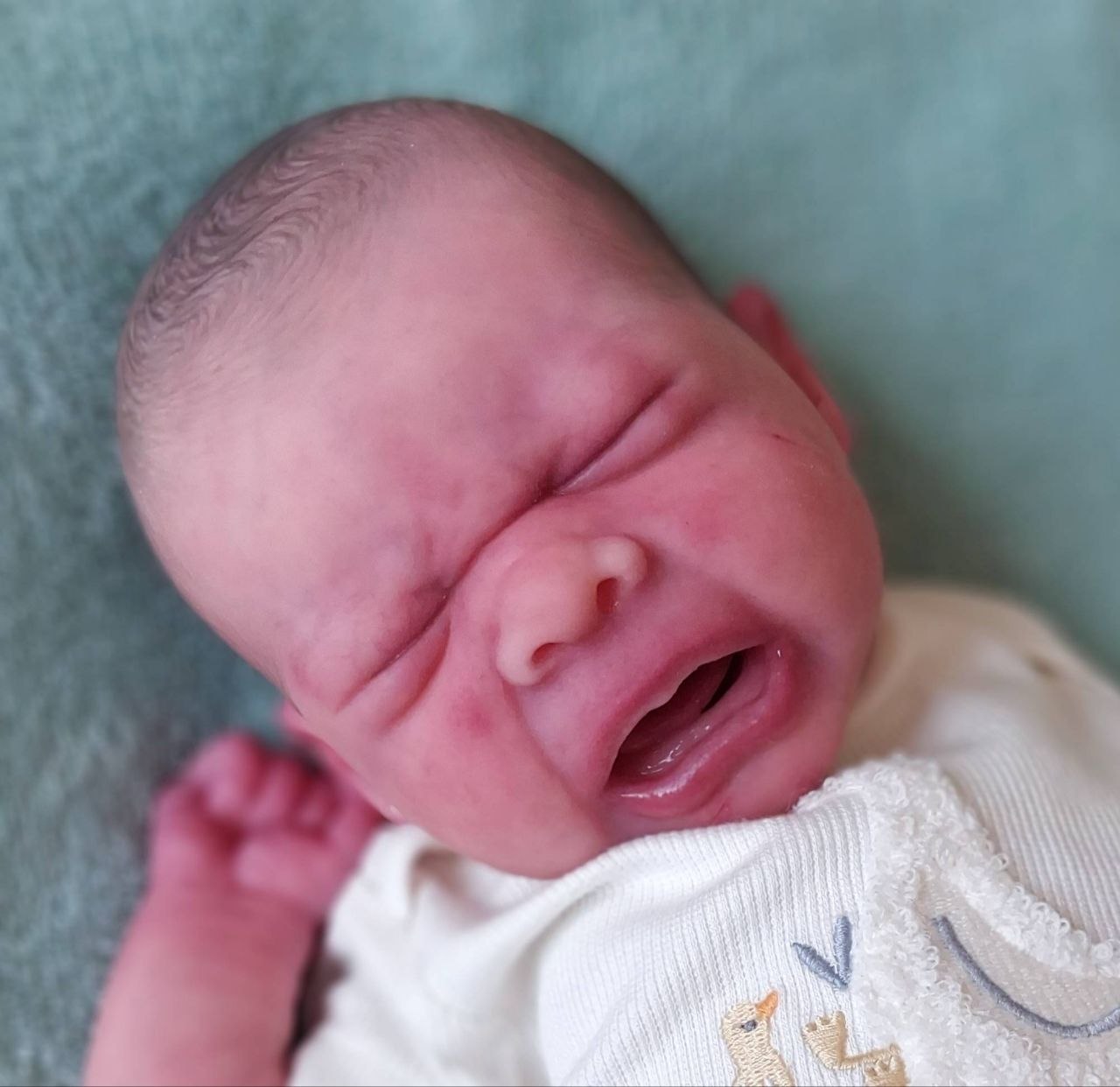 Silikon-Skulptur Vollkörper Baby "Eyda"