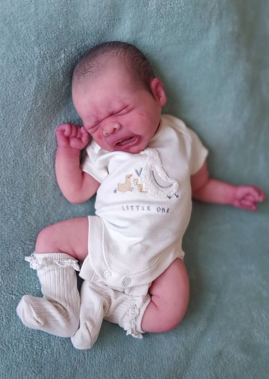 Silikon-Skulptur Vollkörper Baby "Eyda"