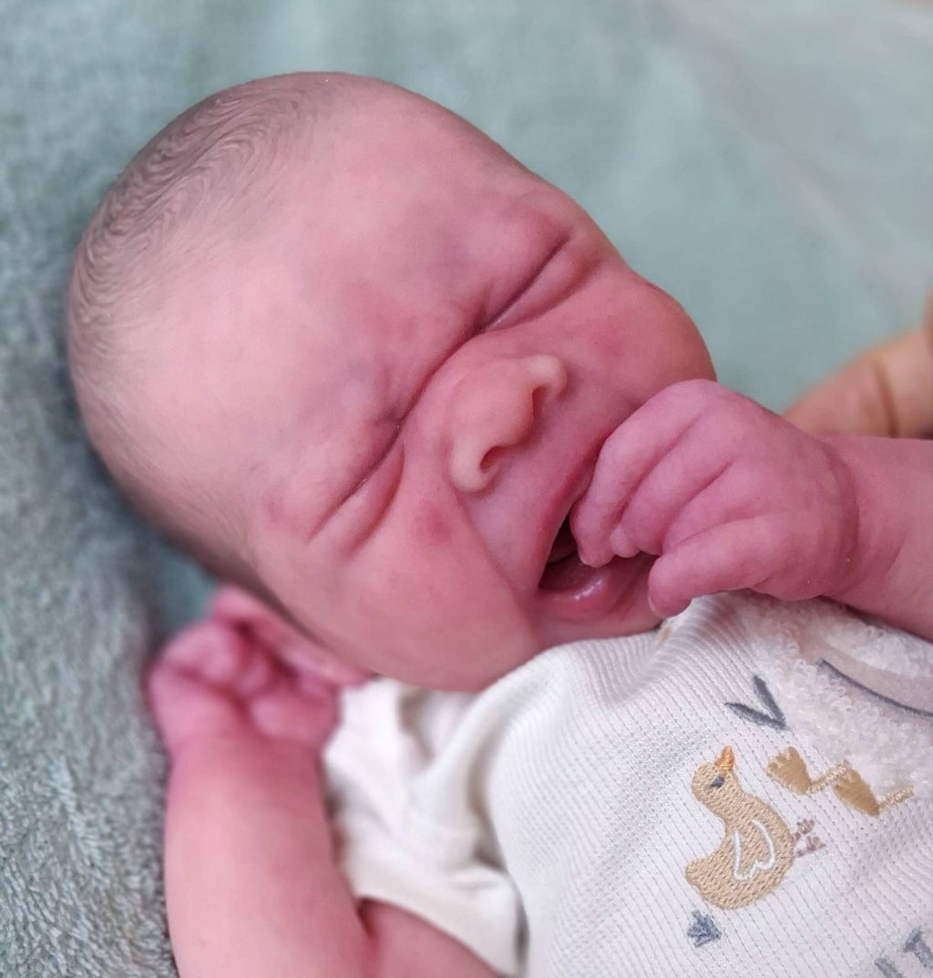 Silikon-Skulptur Vollkörper Baby "Eyda"