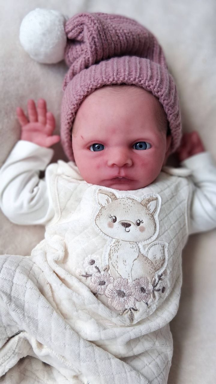 Silikon-Skulptur Cuddle Baby "Hannerl"