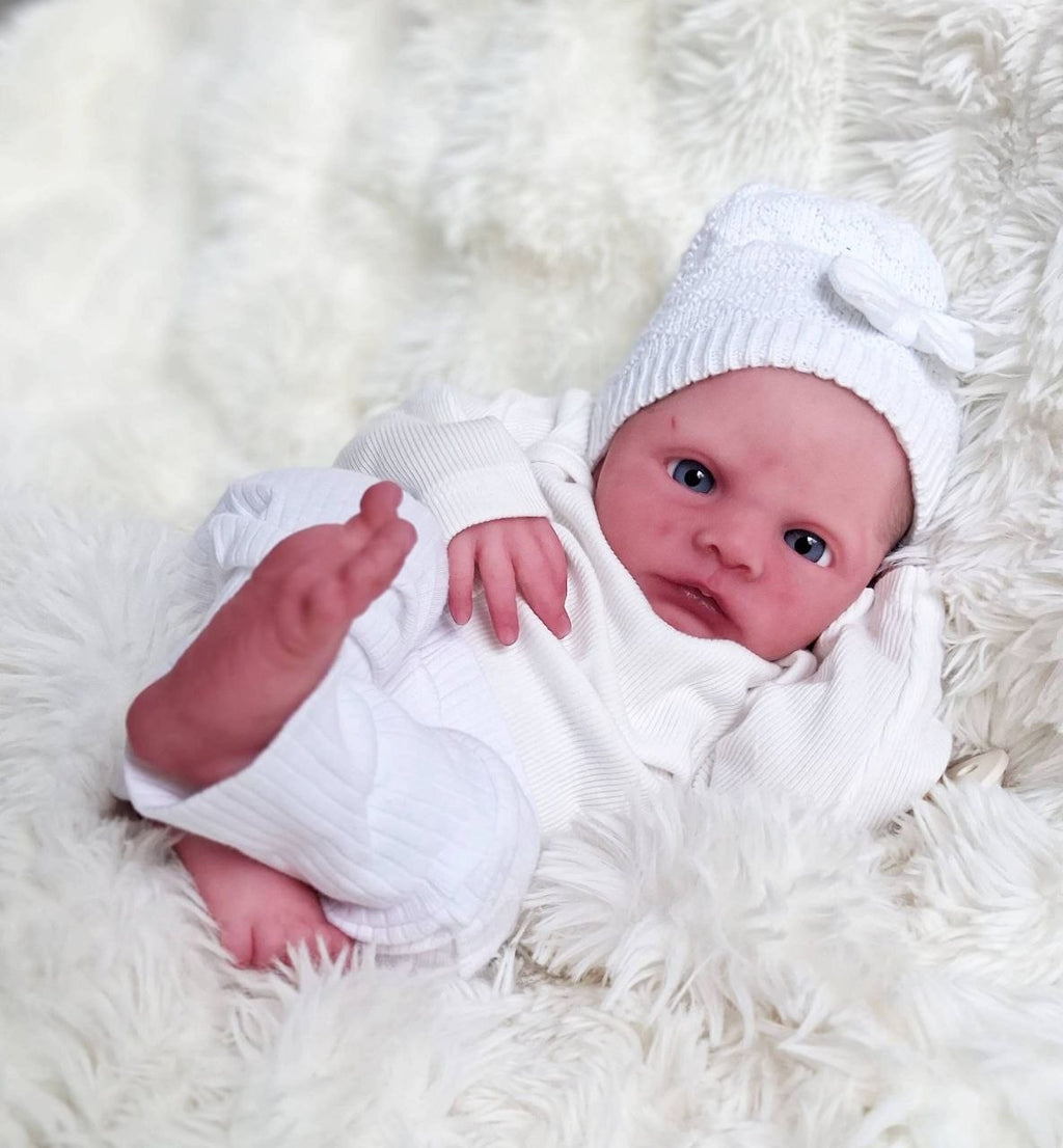 Silikon-Skulptur Cuddle Baby "Hannerl"